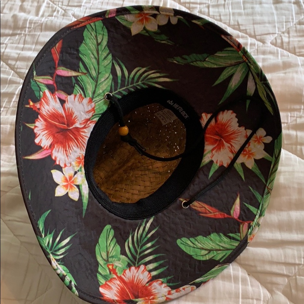 Sun hat